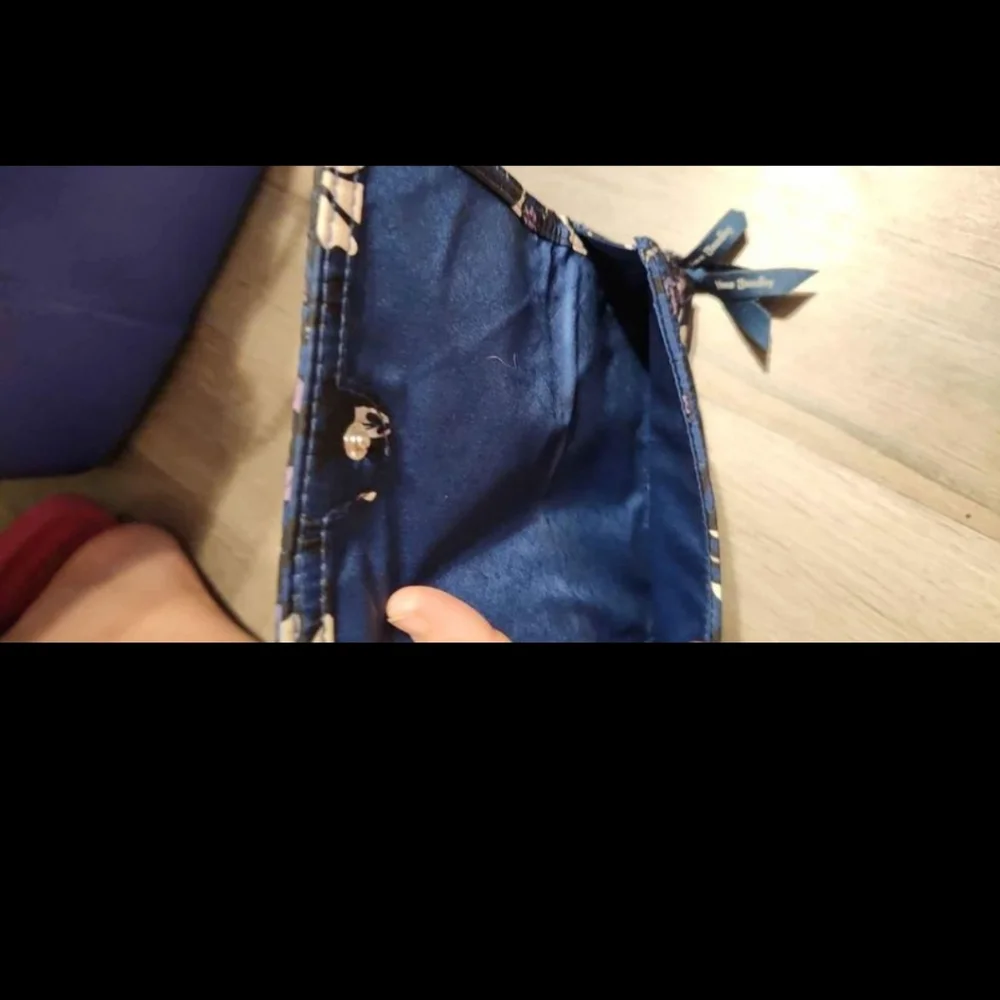 vera bradley wristlet